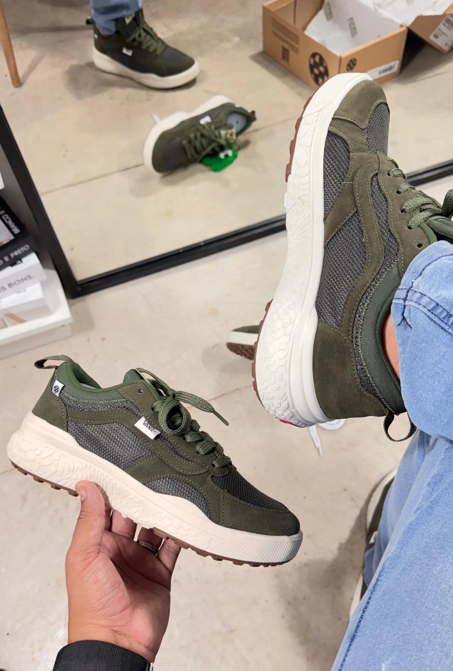 TÊNIS VANS ULTRARANGE NEO VR3