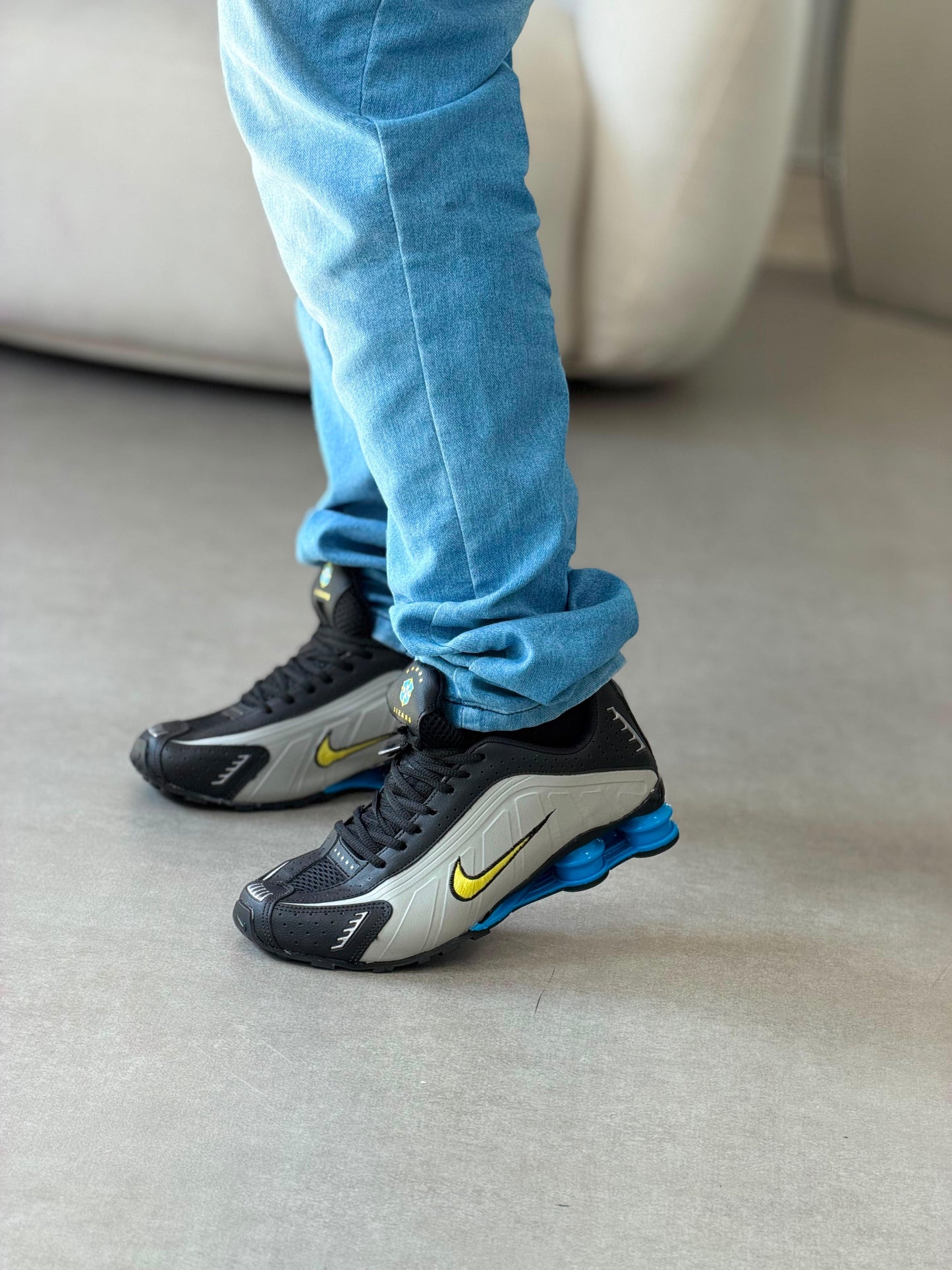 Tênis Shox R4 Brasil  Edição Especial Neymar